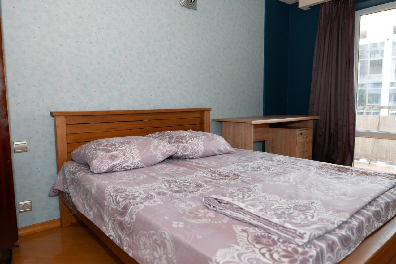 Home At Old Tbilisi Exterior photo